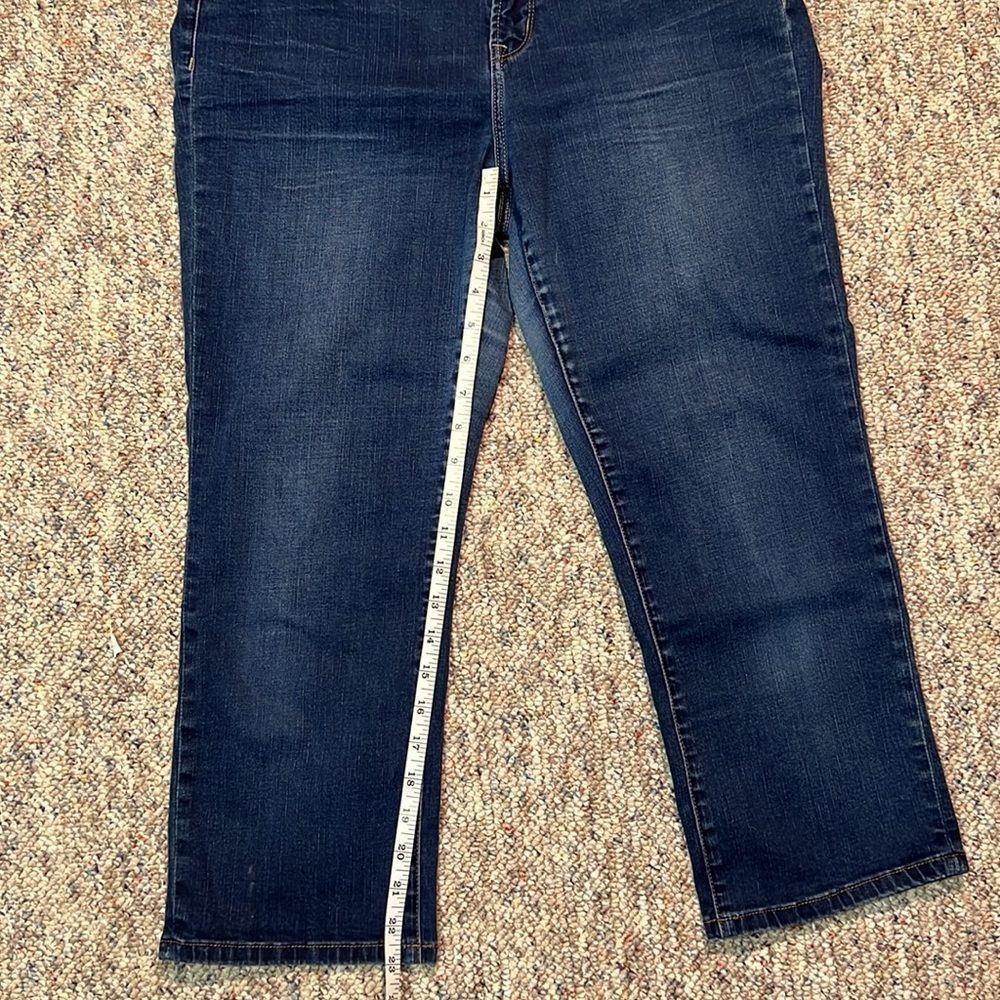Ricki’s Jean Capri - Picture 8 of 10